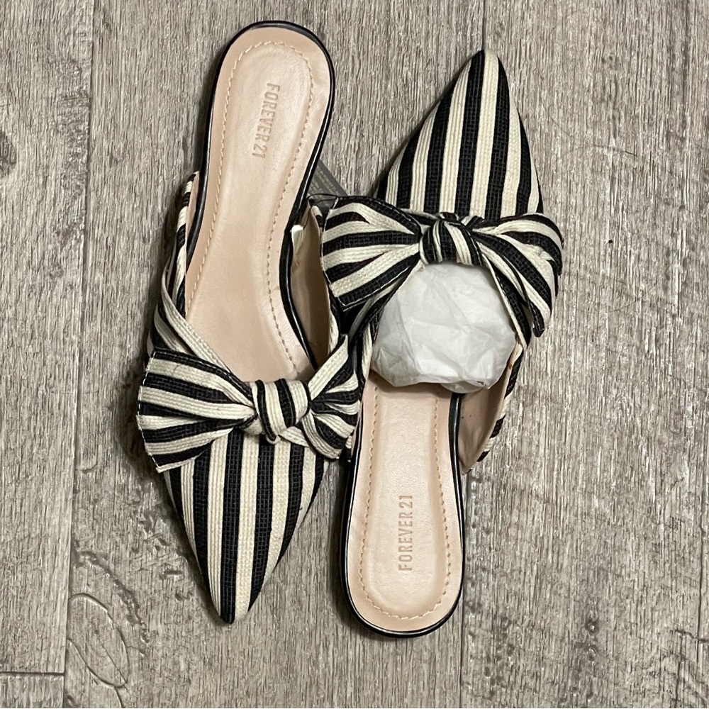 Black and Cream Mules with Bow Detail